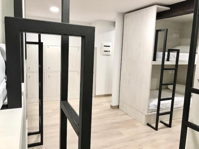 Quartier Leon Hostel Jabalquinto Ngoại thất bức ảnh