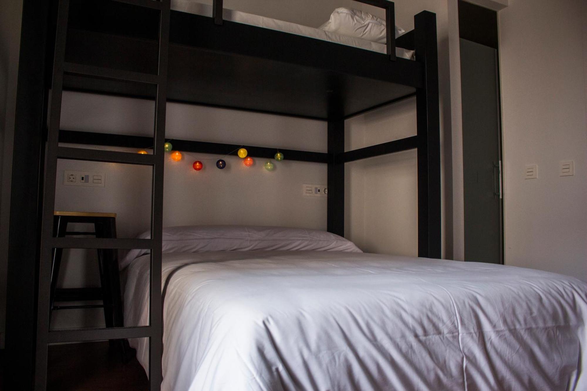 Quartier Leon Hostel Jabalquinto Ngoại thất bức ảnh