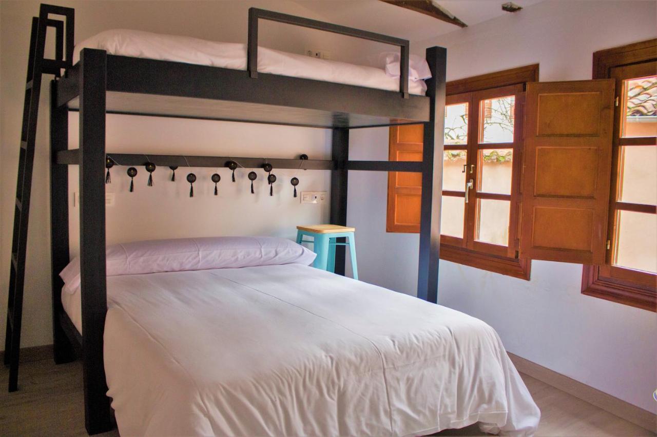 Quartier Leon Hostel Jabalquinto Ngoại thất bức ảnh